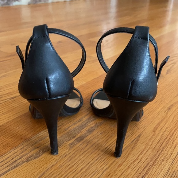 Lauren Conrad Black Heels - Picture 3 of 5